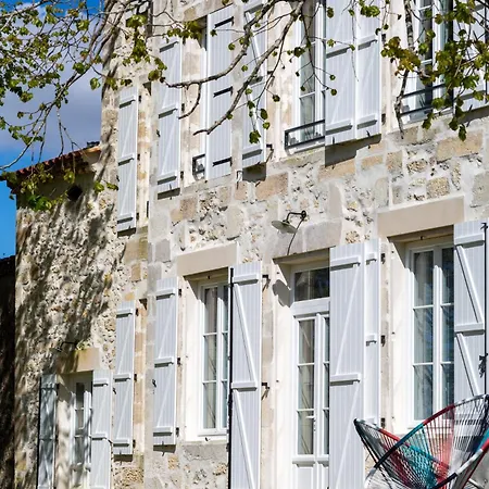 Chateau Gouat Bed & Breakfast